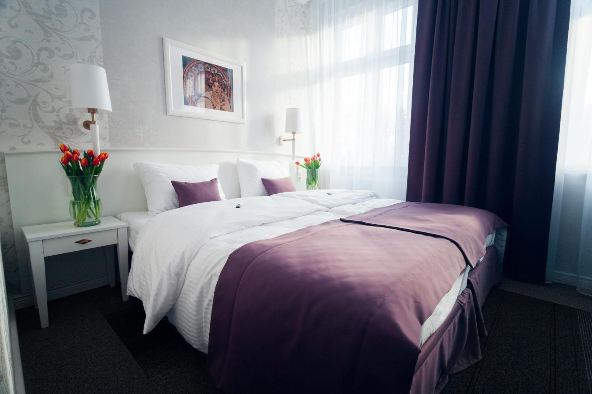 Pod Ratuszem Hotel Wielun Room photo